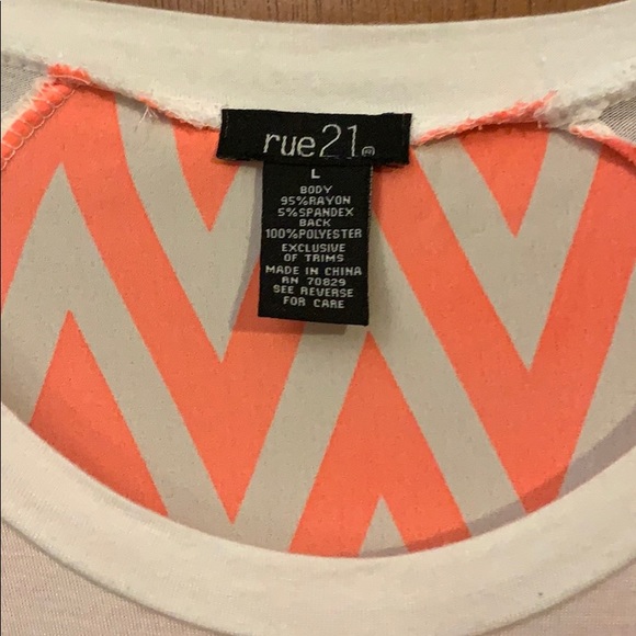 Rue21 Neon Pink Chevron Tee - Picture 2 of 3